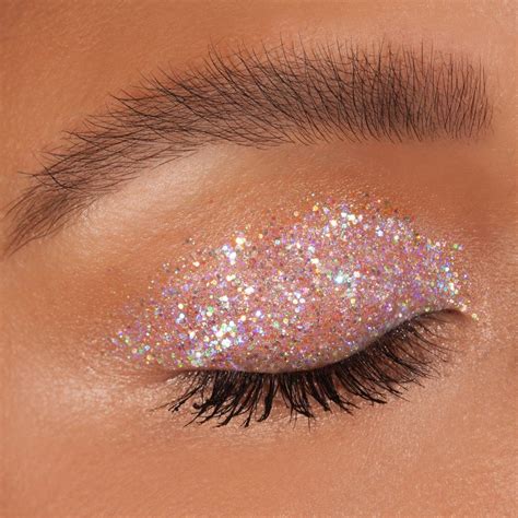 natural makeup with glitter eyeshadow.